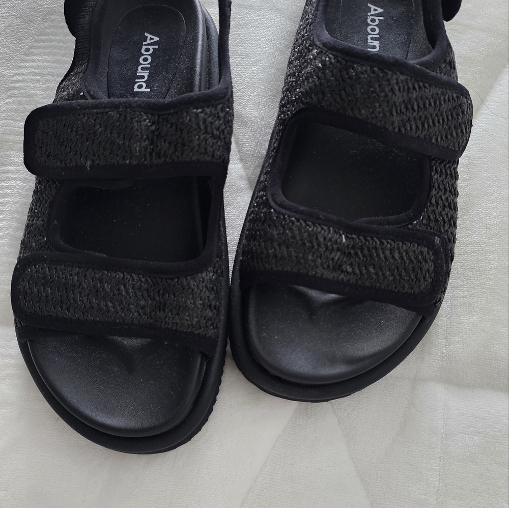 New ABOUD SANDALS